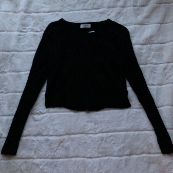 Aritzia Cropped Sweater, medium - Picture 3 of 3